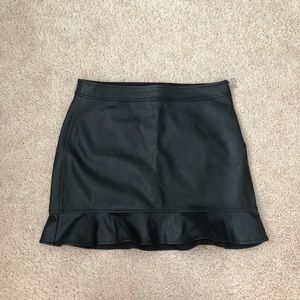 Leather skirt with ruffles